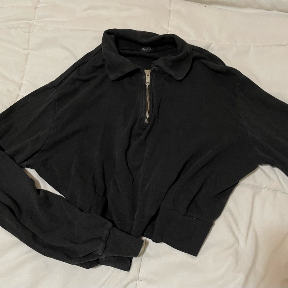 black collar zip up top - long sleeve